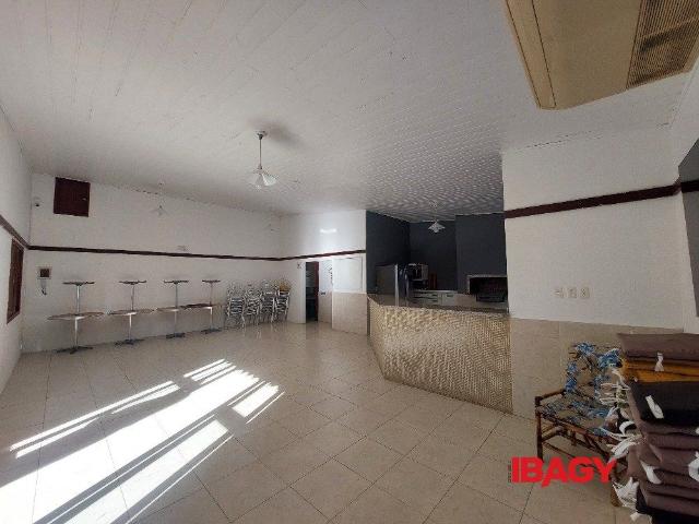 Apartamento aluguel em Morro da Cruz, Florianópolis