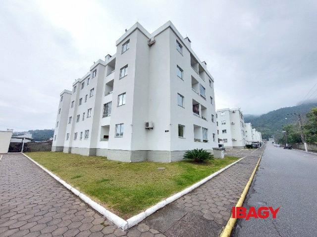 Apartamento aluguel em Região Geográfica Imediata de Florianópolis, Biguaçu