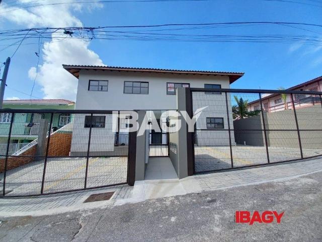 Apartamento aluguel em Região Geográfica Imediata de Florianópolis, Desterro