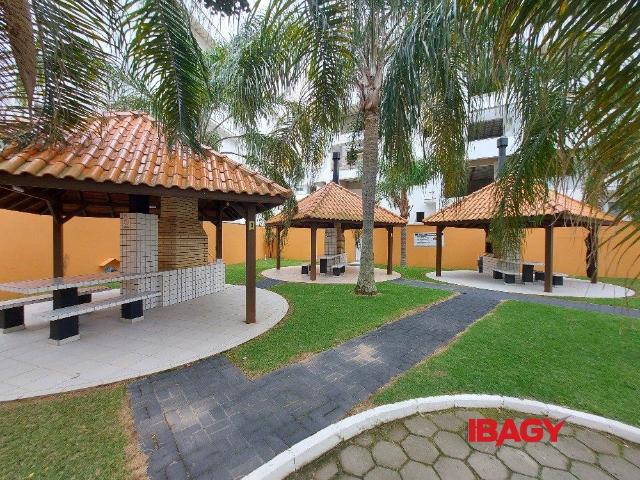 Apartamento aluguel em Região Geográfica Imediata de Florianópolis, Desterro