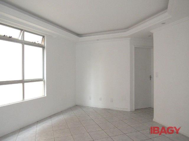 Apartamento aluguel em Região Geográfica Imediata de Florianópolis, São José