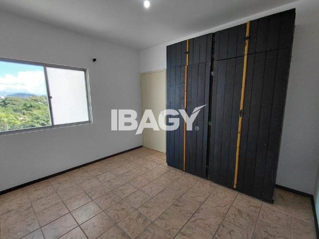 Apartamento aluguel em Região Geográfica Imediata de Florianópolis, Desterro