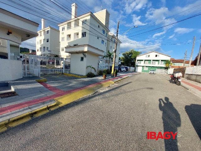 Apartamento aluguel em Região Geográfica Imediata de Florianópolis, Palhoça