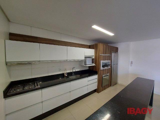 Apartamento aluguel em Região Geográfica Imediata de Florianópolis, Palhoça