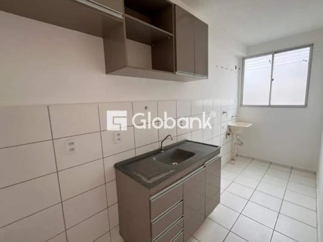 Apartamento aluguel em Carmelo, Montes Claros