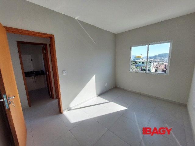 Apartamento aluguel em Região Geográfica Imediata de Florianópolis, São José