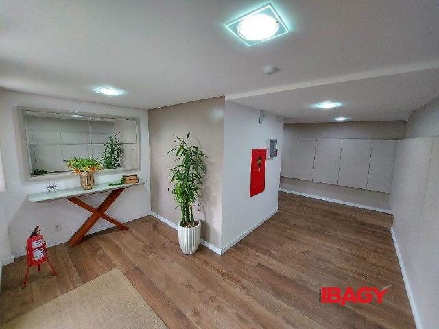 Apartamento aluguel em Região Geográfica Imediata de Florianópolis, Palhoça