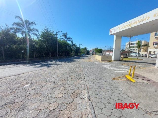 Apartamento aluguel em Real Parque, São José