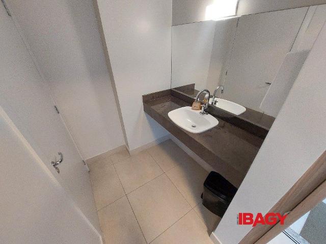 Apartamento aluguel em Região Geográfica Imediata de Florianópolis, Desterro