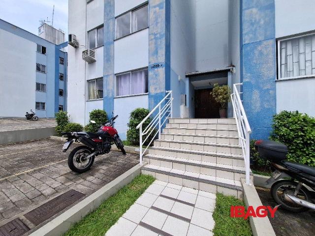 Apartamento aluguel em Região Geográfica Imediata de Florianópolis, São José