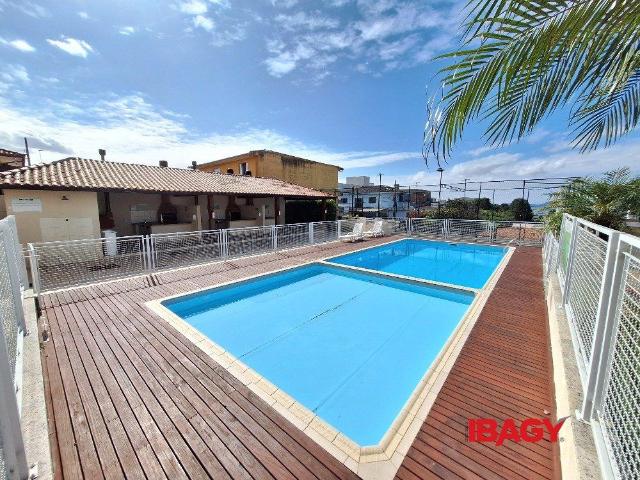Apartamento aluguel em Região Geográfica Imediata de Florianópolis, São José