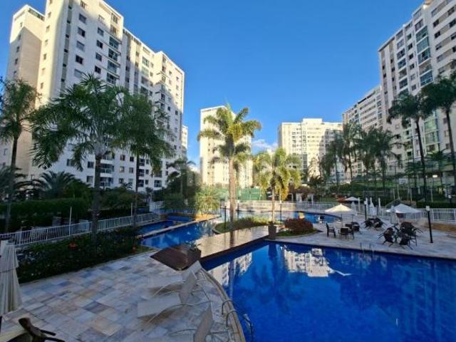 Apartamento venda em Região Geográfica Imediata do Distrito Federal, Região Integrada de Desenvolvimento do Distrito Federal e Entorno