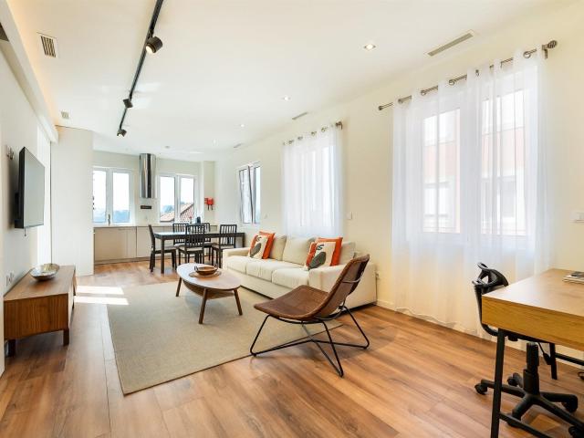 Apartamento venda em Conjunto Urbano da Ribeira, Porto
