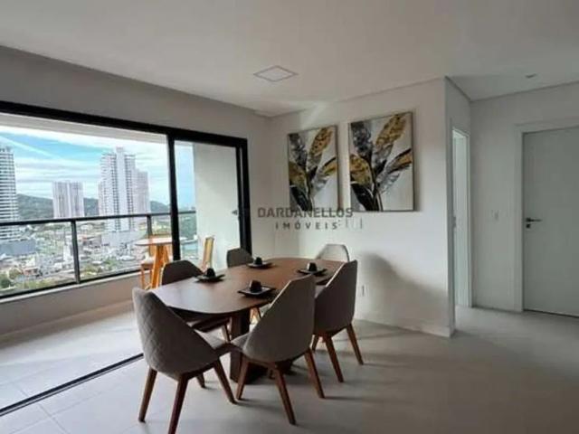 Apartamento aluguel em Ariribá, Itajaí