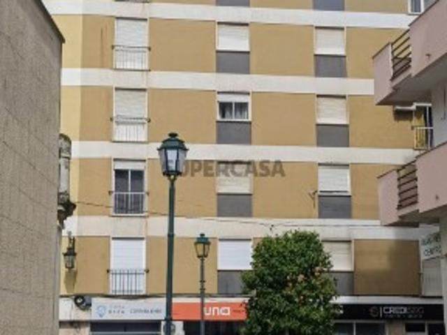 Casa venda em Alenquer, Paredes