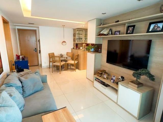 Apartamento venda em Região Geográfica Imediata do Distrito Federal, Região Integrada de Desenvolvimento do Distrito Federal e Entorno