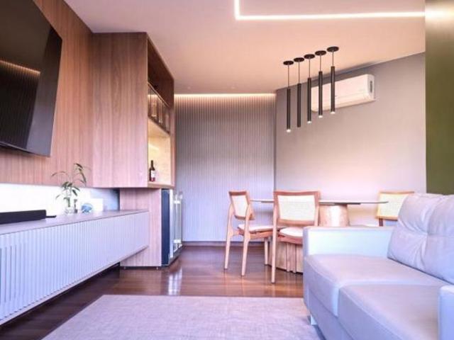 Apartamento venda em SQN 111, Plano Piloto