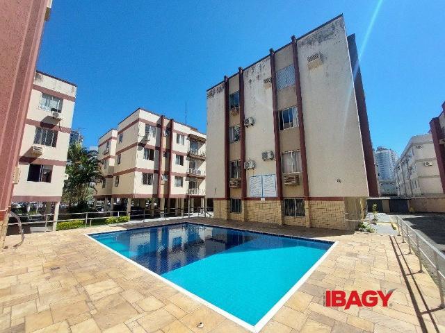 Apartamento aluguel em Região Geográfica Imediata de Florianópolis, São José