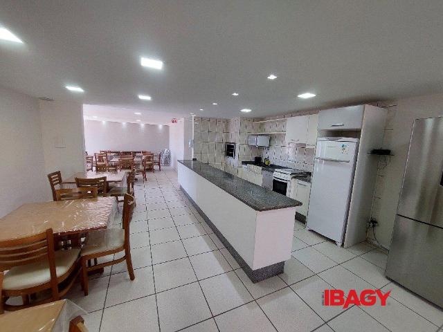 Apartamento aluguel em Região Geográfica Imediata de Florianópolis, São José