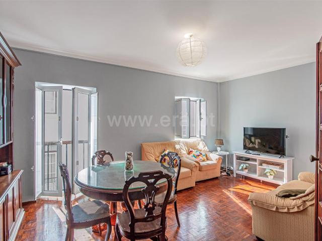 Apartamento venda em Bairro Operário, Lagos
