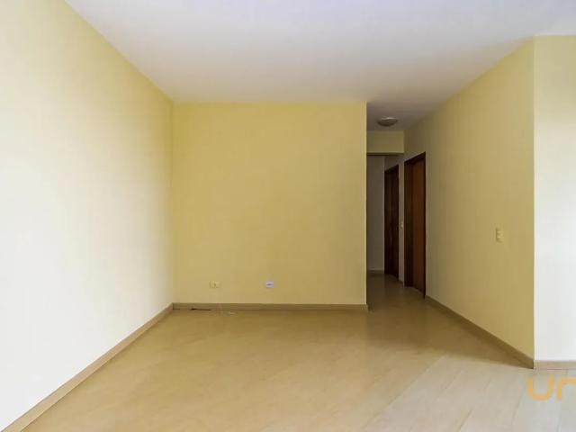 Apartamento aluguel em Cristo Rei, Curitiba