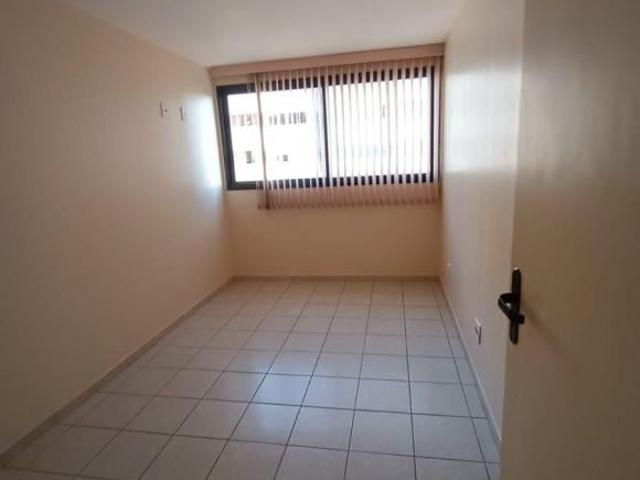Apartamento venda em Região Geográfica Imediata do Distrito Federal, Região Integrada de Desenvolvimento do Distrito Federal e Entorno