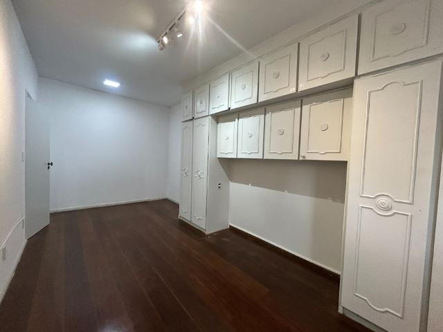 Apartamento aluguel em Região Imediata de Santos, Região Metropolitana da Baixada Santista