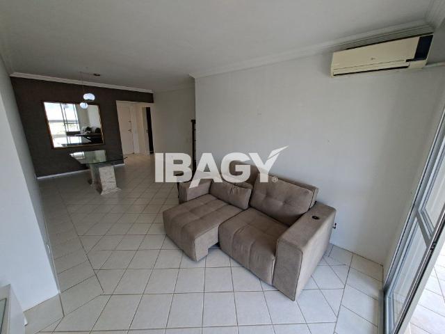 Apartamento aluguel em Região Geográfica Imediata de Florianópolis, Desterro
