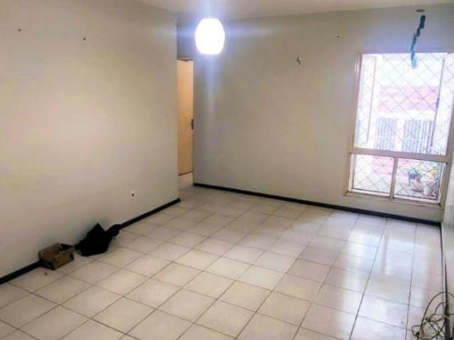 Apartamento venda em Região Geográfica Imediata do Distrito Federal, Região Integrada de Desenvolvimento do Distrito Federal e Entorno