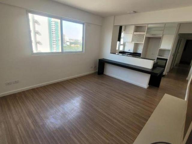 Apartamento venda em Região Geográfica Imediata de Maringá, Maringá