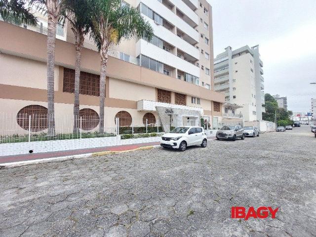 Apartamento aluguel em Região Geográfica Imediata de Florianópolis, São José