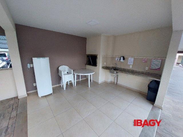 Apartamento aluguel em Região Geográfica Imediata de Florianópolis, Palhoça