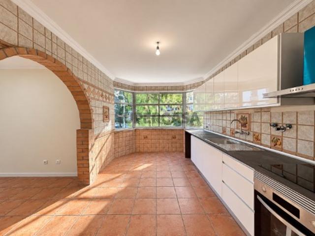 Casa venda em Tapada das Mercês, Sintra