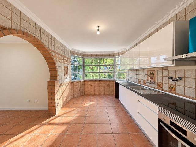 Apartamento venda em Tapada das Mercês, Algueirão-Mem Martins
