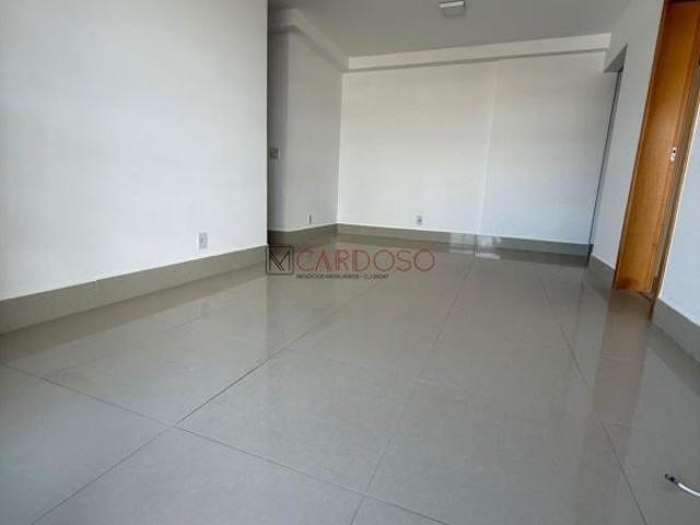 Apartamento venda em Região Geográfica Imediata do Distrito Federal, Região Integrada de Desenvolvimento do Distrito Federal e Entorno