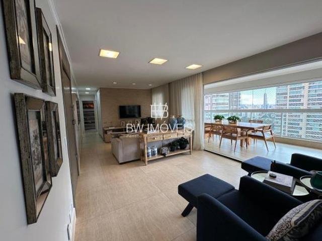 Apartamento venda em Região Geográfica Imediata de Goiânia, Goiânia