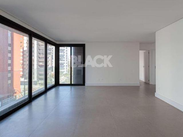 Apartamento venda em Torres