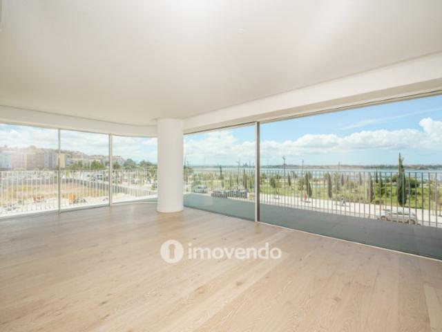 Apartamento venda em Verderena, Setúbal