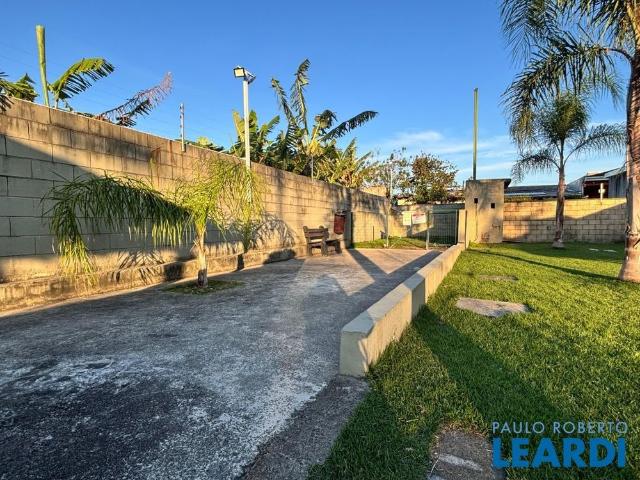 Apartamento aluguel em Região Geográfica Imediata de Florianópolis, São José