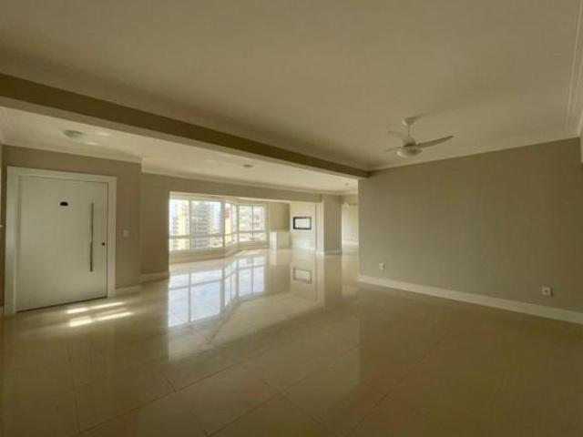 Apartamento venda em Torres
