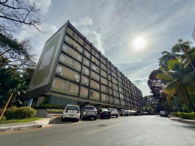 Apartamento venda em Região Geográfica Imediata do Distrito Federal, Região Integrada de Desenvolvimento do Distrito Federal e Entorno