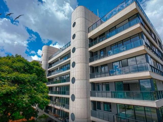 Apartamento venda em Região Geográfica Imediata do Distrito Federal, Região Integrada de Desenvolvimento do Distrito Federal e Entorno