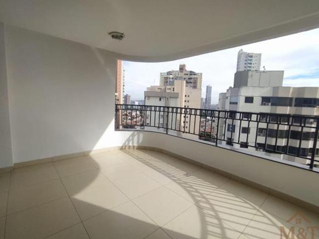 Apartamento venda em Região Geográfica Imediata de Goiânia, Goiânia