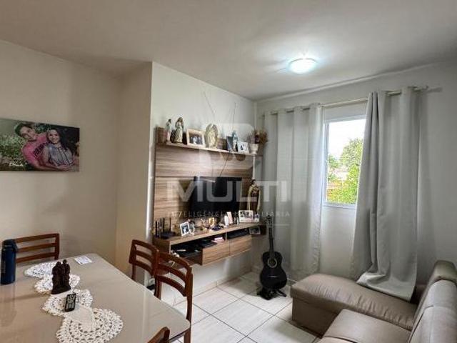 Apartamento venda em Região Geográfica Imediata de Uberlândia, Oliveira Fortes