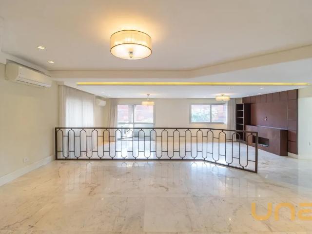 Apartamento aluguel em Água Verde, Curitiba