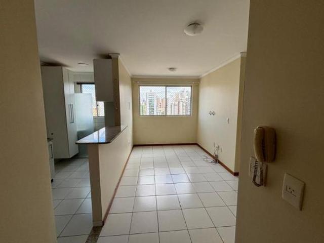 Apartamento venda em Região Geográfica Imediata do Distrito Federal, Região Integrada de Desenvolvimento do Distrito Federal e Entorno