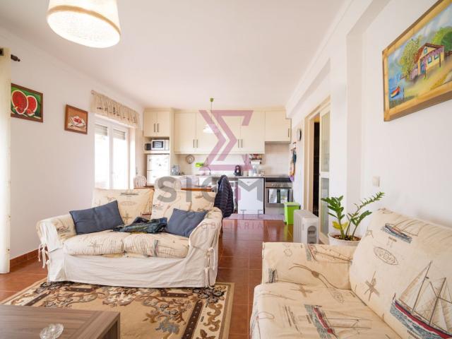 Apartamento venda em São Bernardino, Peniche