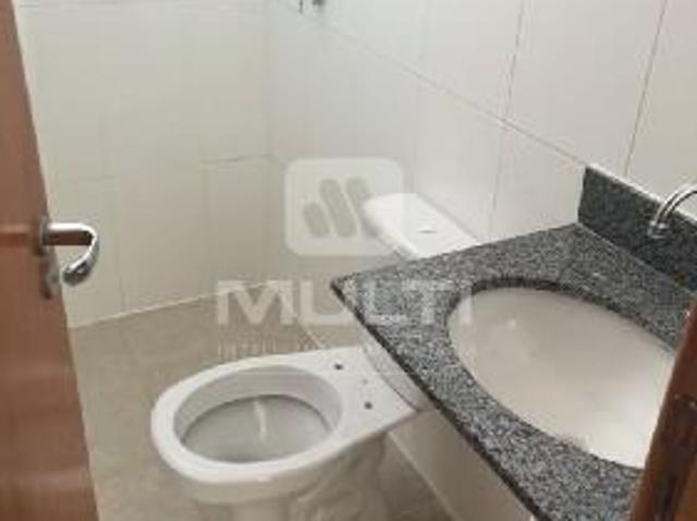 Apartamento venda em Região Geográfica Imediata de Uberlândia, Oliveira Fortes
