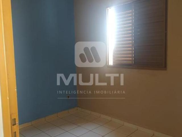 Apartamento venda em Região Geográfica Imediata de Uberlândia, Oliveira Fortes
