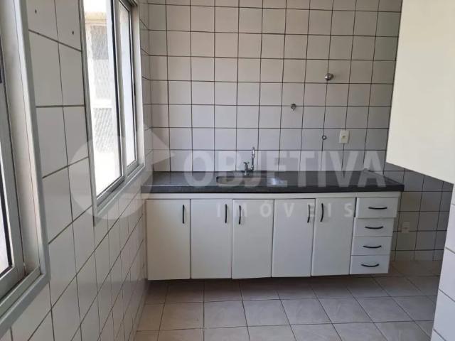 Apartamento venda em Região Geográfica Imediata de Uberlândia, Oliveira Fortes